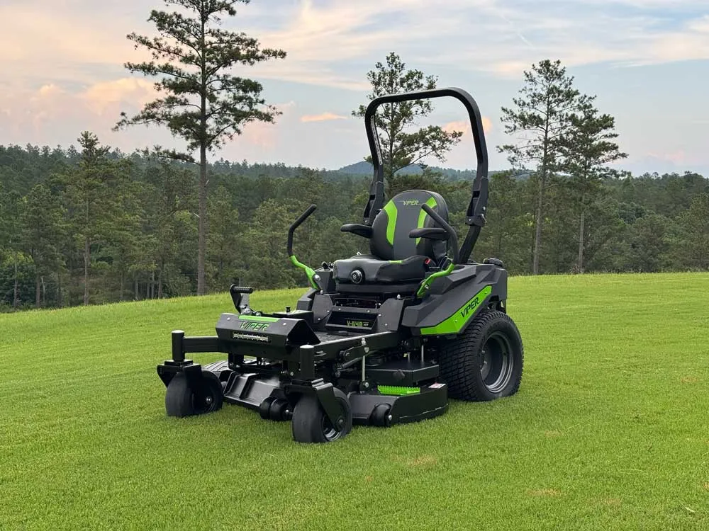 Viper V-600 Series zero-turn mower
